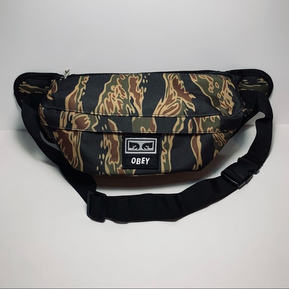 obey drop out sling pack